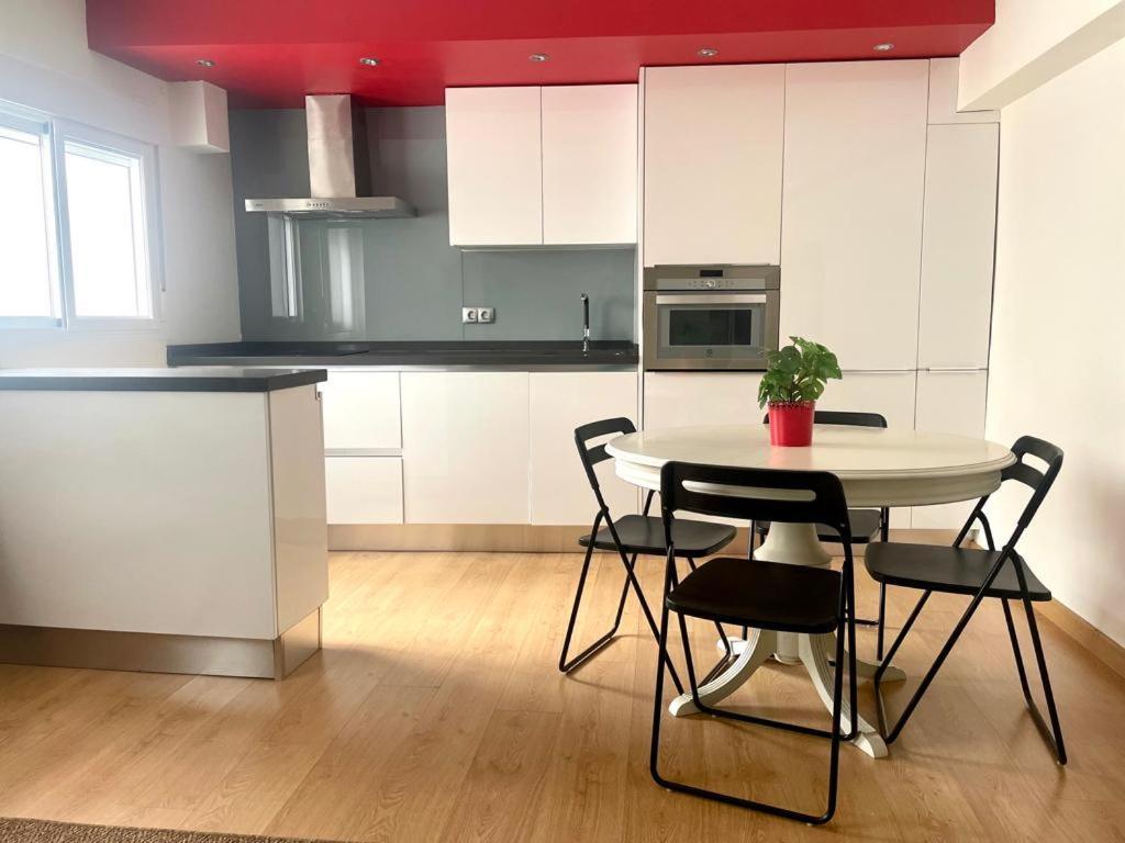 Eva Recommends Plaza Del Museo Apartment Seville Luaran gambar