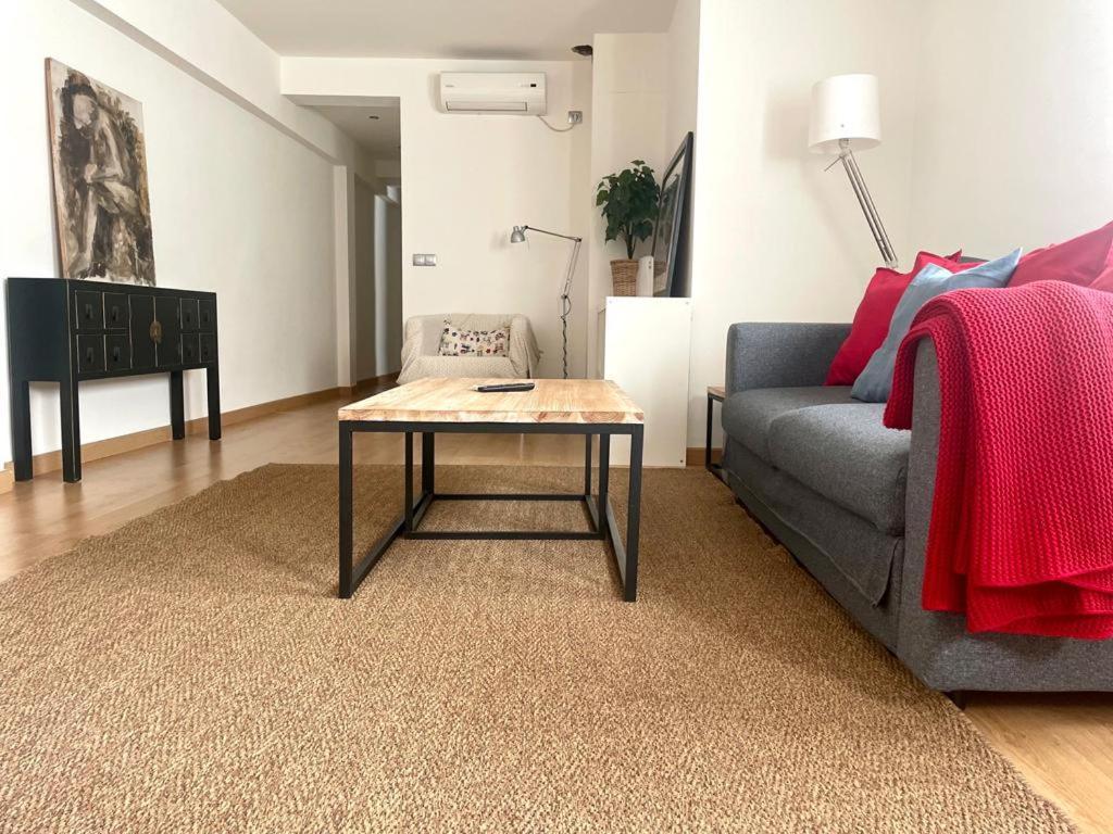 Eva Recommends Plaza Del Museo Apartment Seville Luaran gambar
